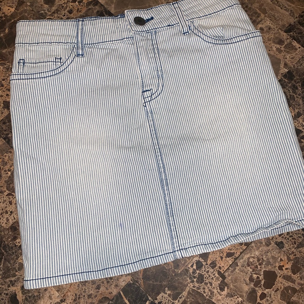 Conductor print jean skirt.